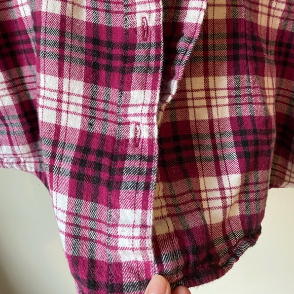 Rustic Ridge Flannel Magenta Button Up Medium - Picture 7 of 8